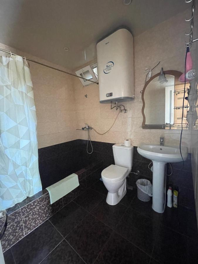 Гостевой Дом На Гечба Hotel Gagra Exterior foto