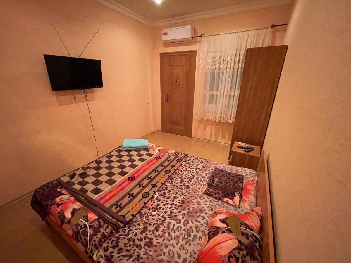 Гостевой Дом На Гечба Hotel Gagra Exterior foto