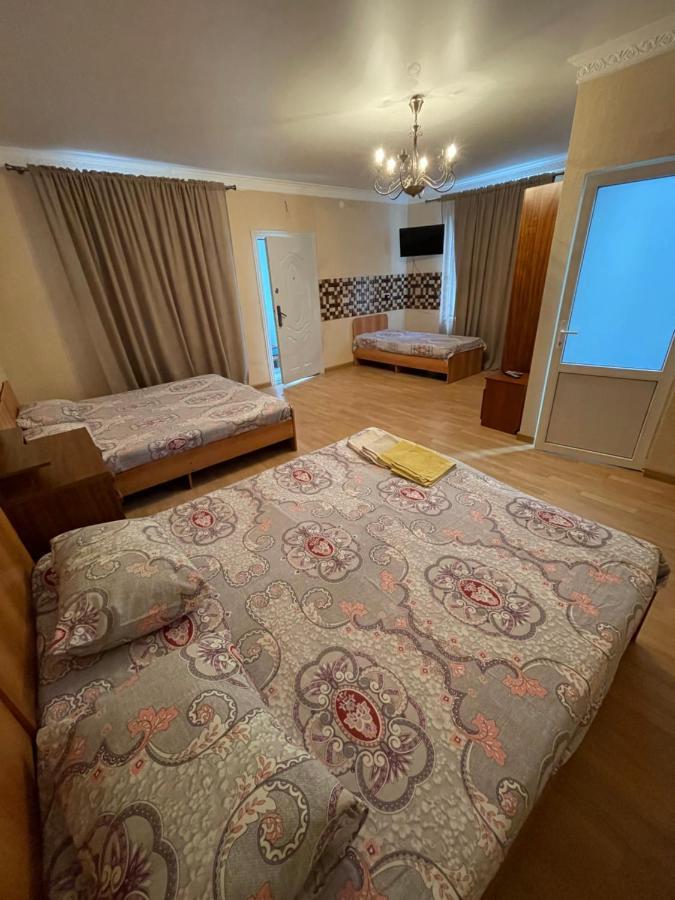 Гостевой Дом На Гечба Hotel Gagra Exterior foto